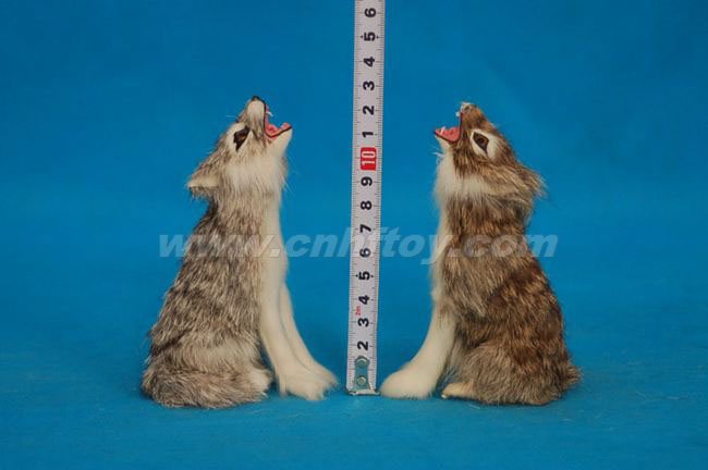 皮毛玩(wán)具狼：LA04義烏楚傑工藝品有限公司