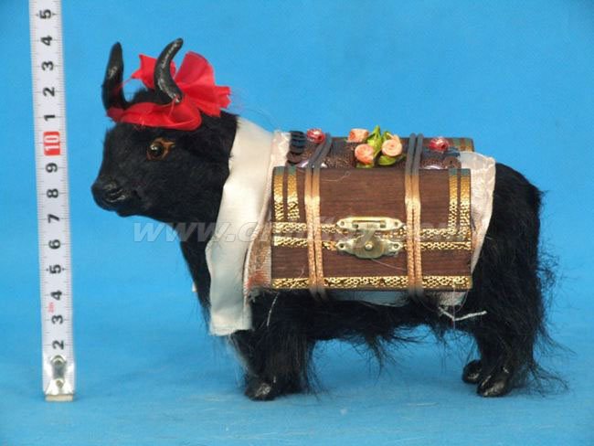 皮毛玩(wán)具牛：N149義烏楚傑工藝品有限公司