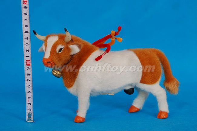 皮毛玩(wán)具牛：N121義烏楚傑工藝品有限公司